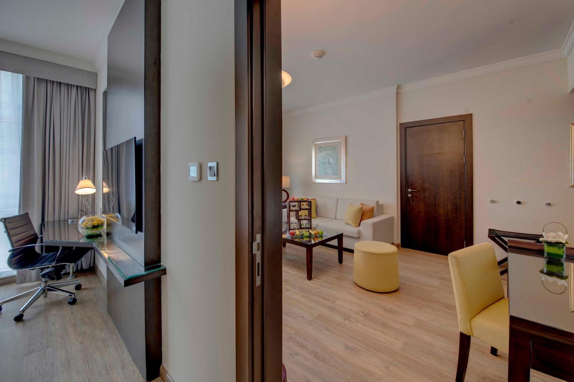 Media Rotana Hotel 5*